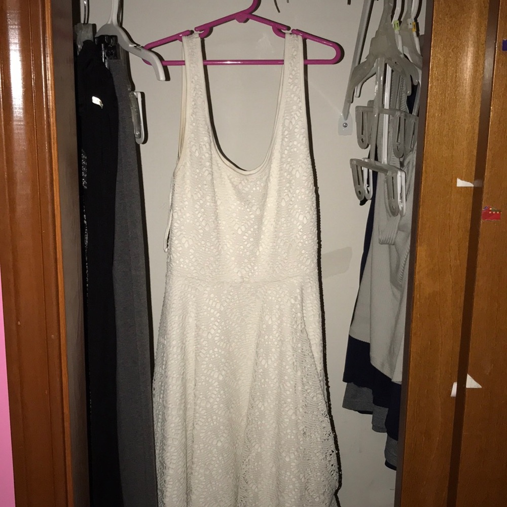 White Aeropastle dress